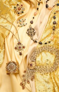 A Collector’s Treasure Trove: Heritage Auctions Unveils Exquisite Vintage Chanel Jewelry Archive